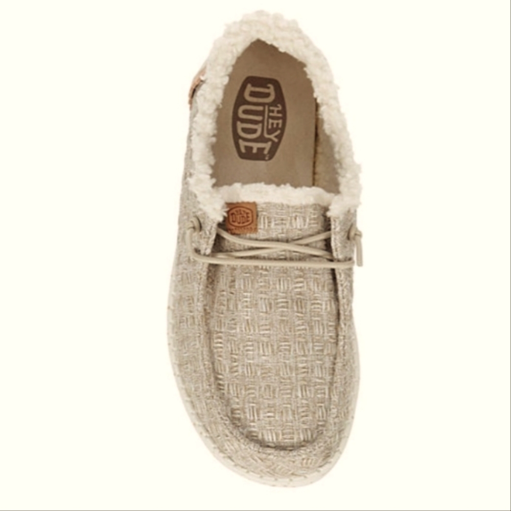 Girls Hey Dude NWT and box